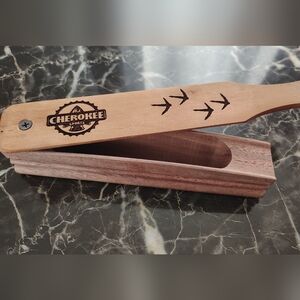Turkey Call ~Hunting~ Wooden Indian Style - Works Sturdy